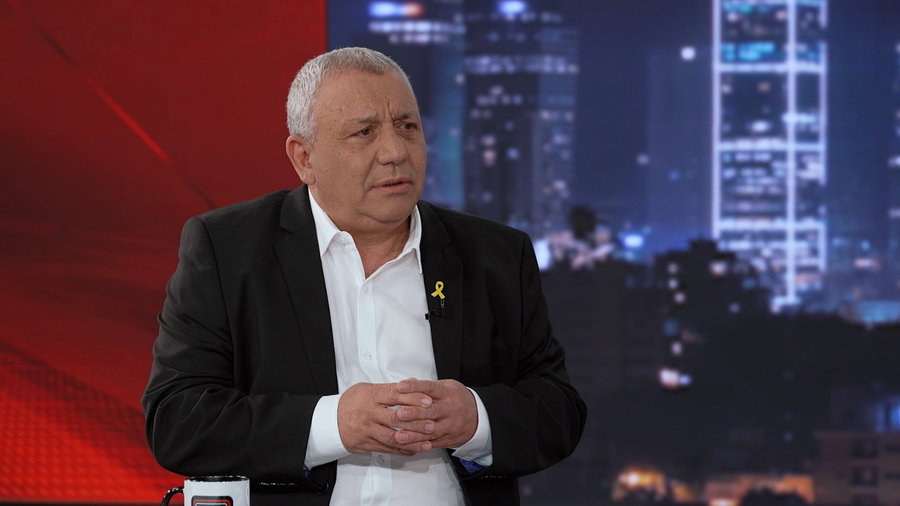 צפו בדברים | הריאיון המלא, הערב