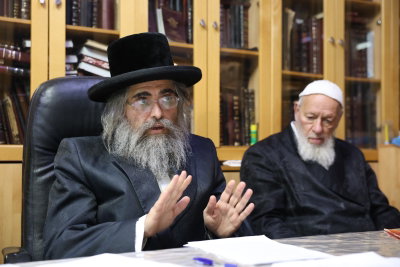 הגה"צ רבי אלעזר שטרן אב"ד מירון