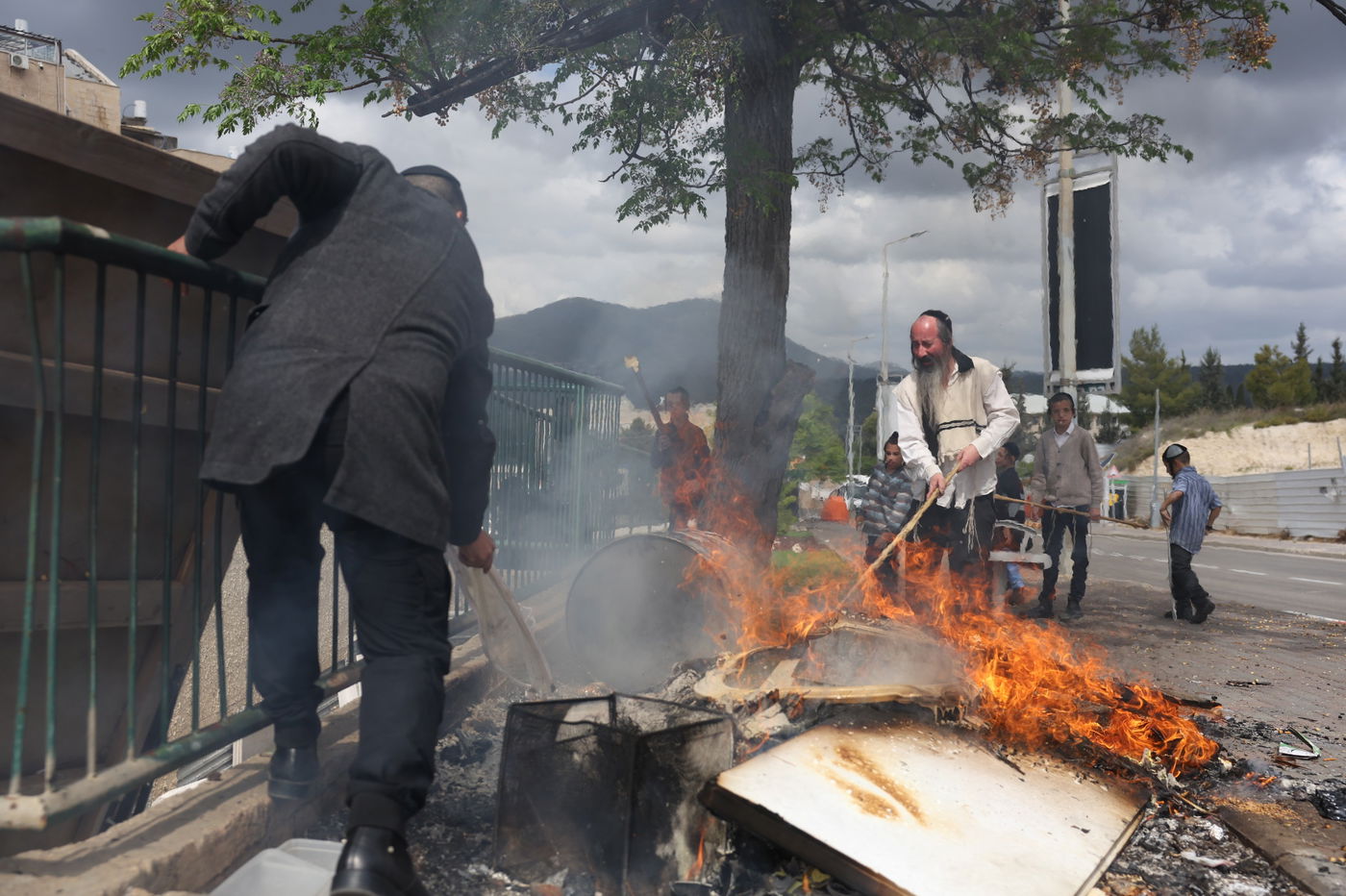 שריפת חמץ בעיה"ק צפת