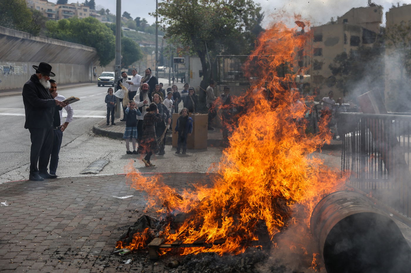 שריפת חמץ בעיה"ק צפת
