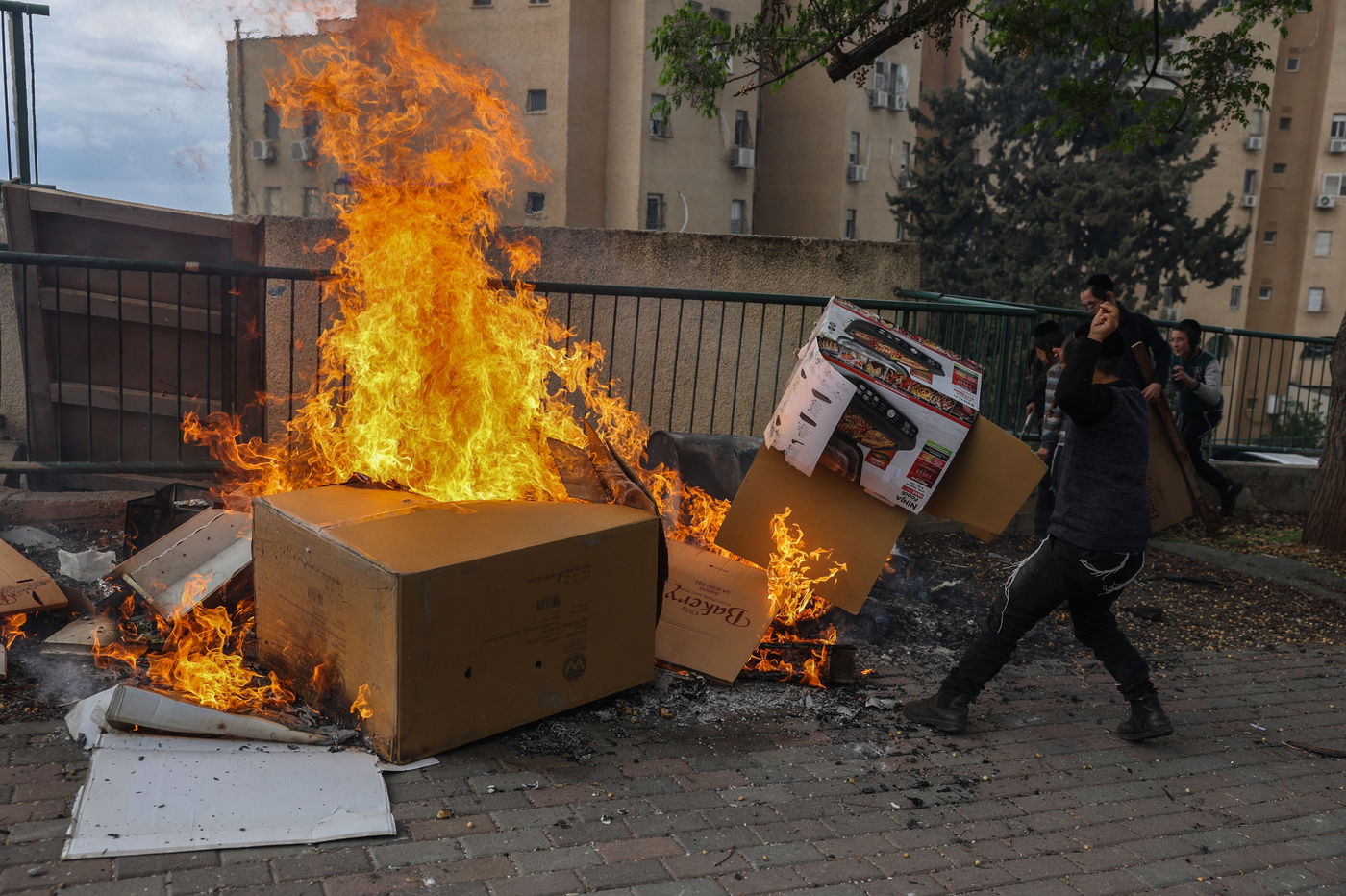 שריפת חמץ בעיה"ק צפת