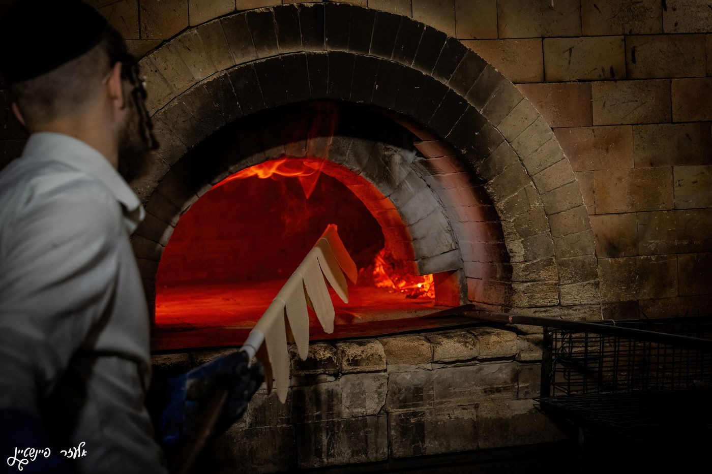 אפיית מצות בבני ברק