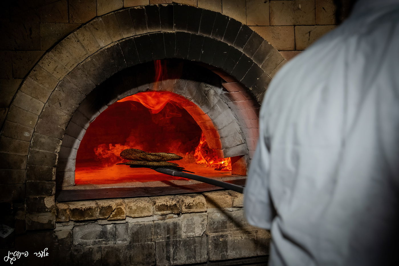 אפיית מצות בבני ברק