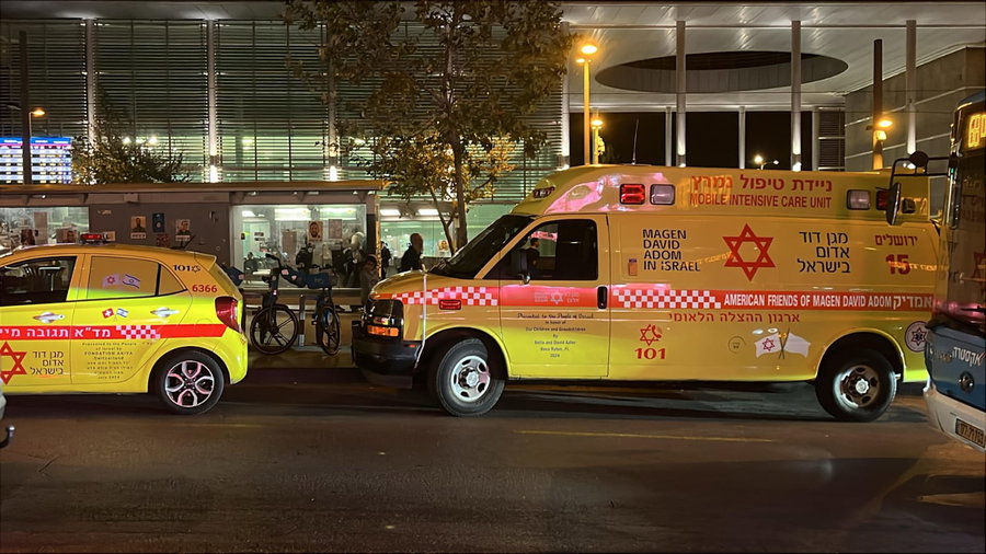 ילדים התנגשו בתחנת הרכבת: אחד מהם מורדם ומונשם