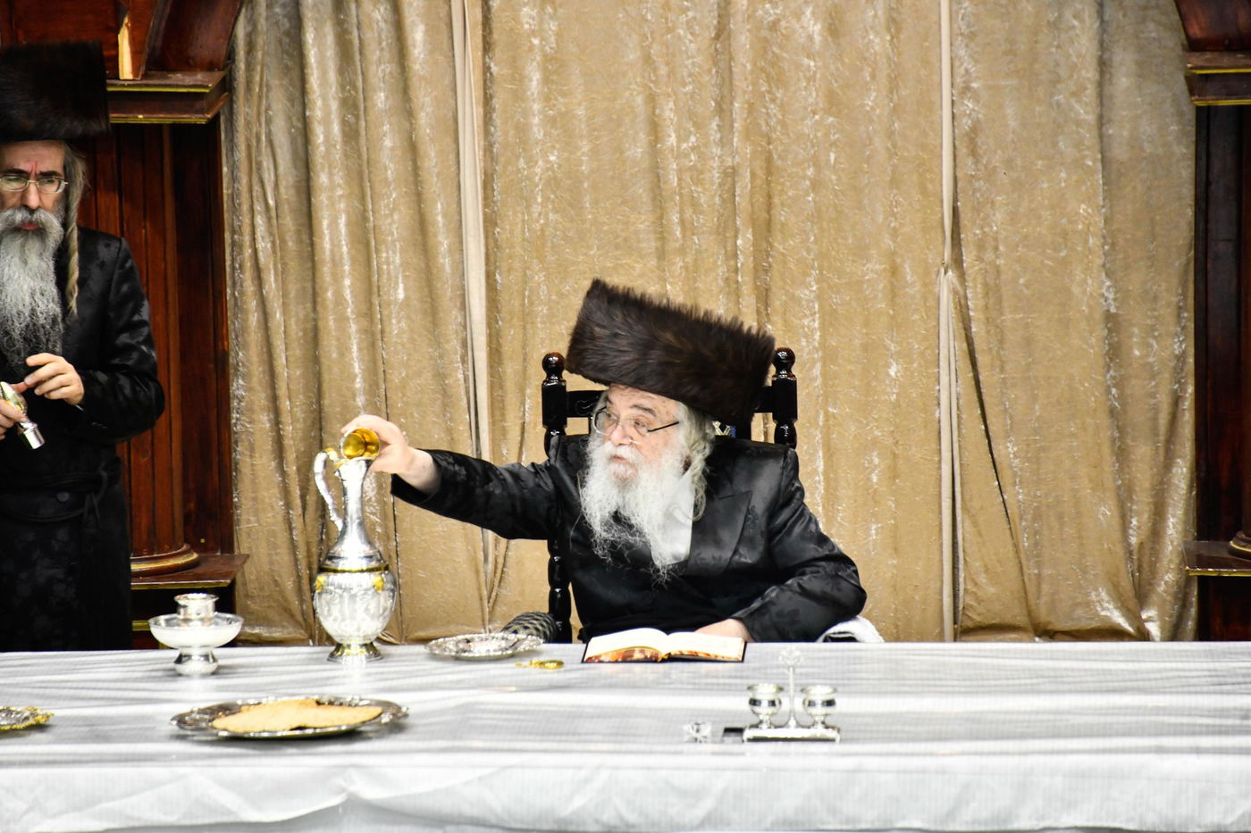 האדמו"ר מדארג באסתר טיש