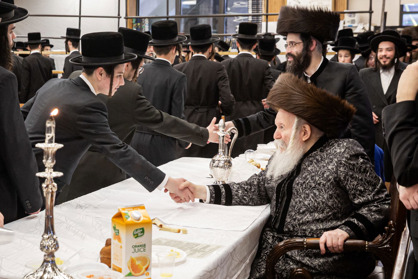 שמחת הברית לנכד האדמו"ר מבאבוב