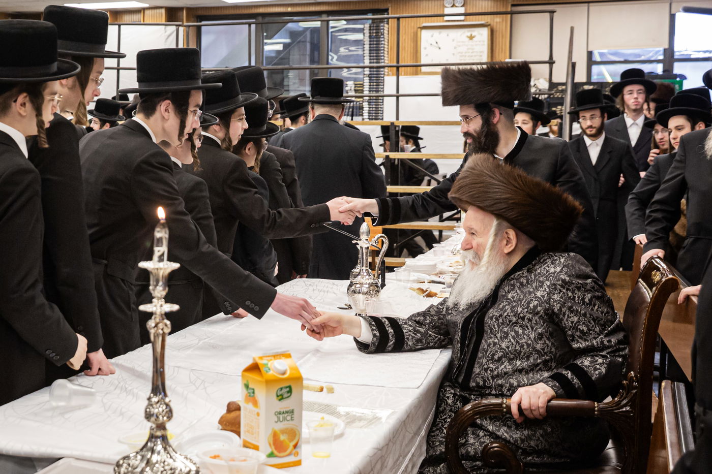 שמחת הברית לנכד האדמו"ר מבאבוב