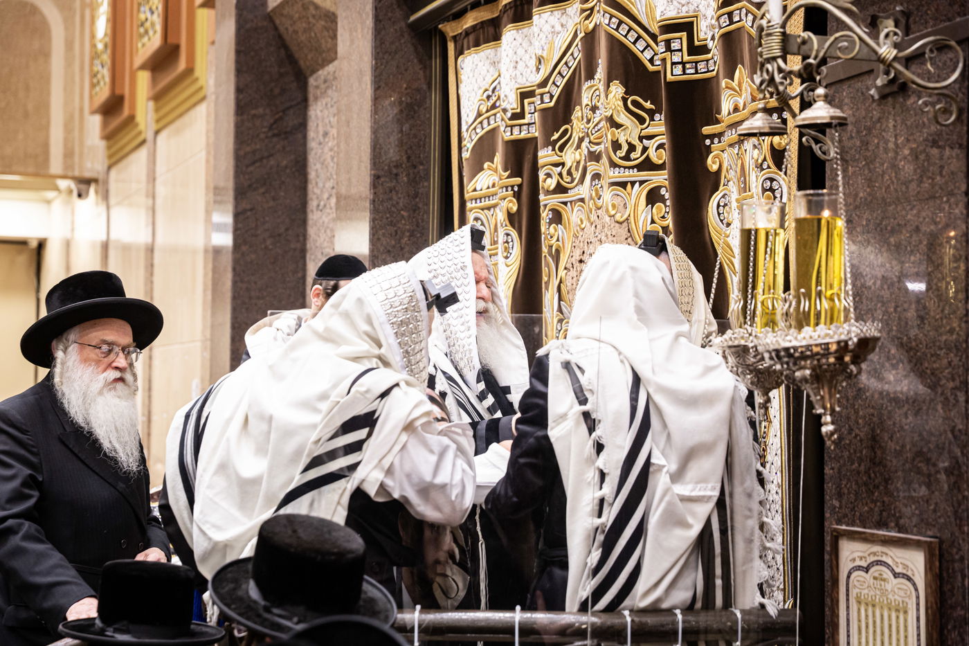 שמחת הברית לנכד האדמו"ר מבאבוב