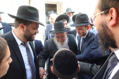 הגר"א סאלים