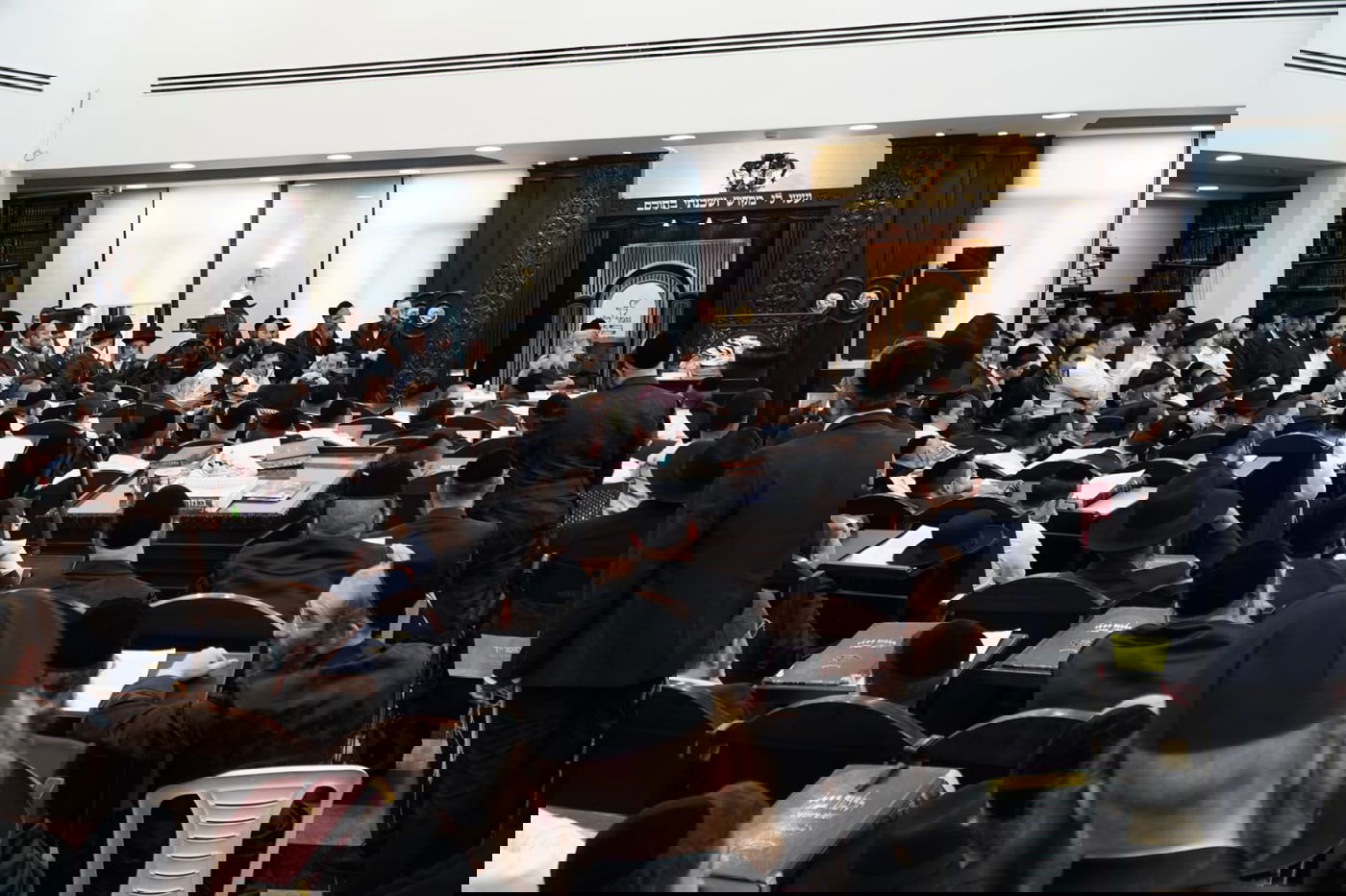 הגר"ש אלתר בשיעור חוה"מ פסח באחיסמך