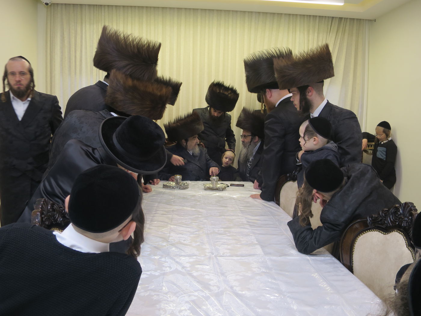 הגה"צ רבי חיים צבי מייזליש בביקור אצל הגה"צ רבי יעקב מאיר שכטר