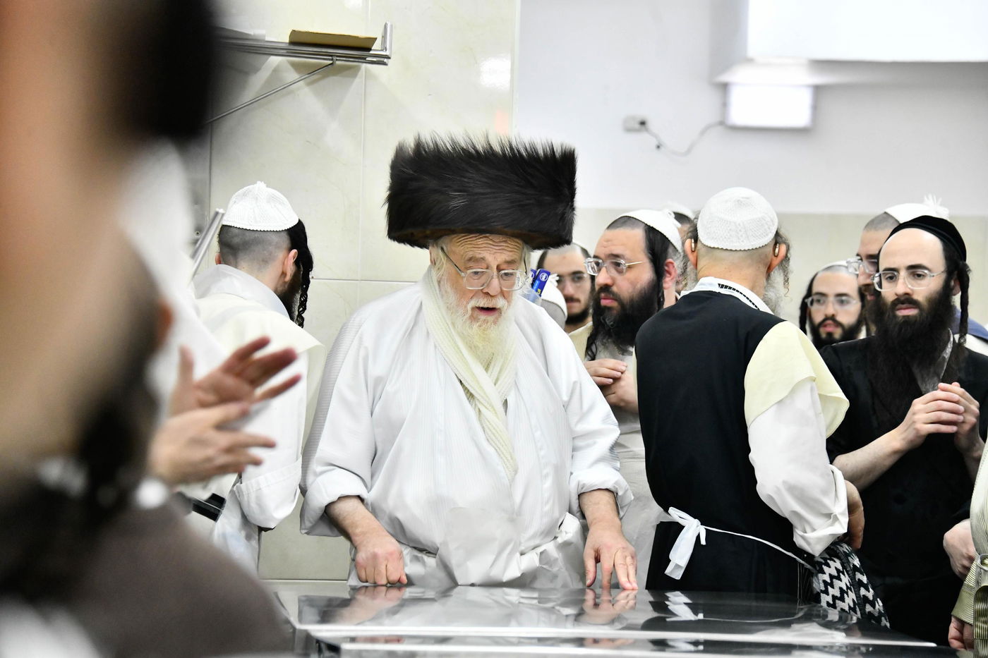 האדמו"ר מתולדות אהרן באפיית מצות מצווה