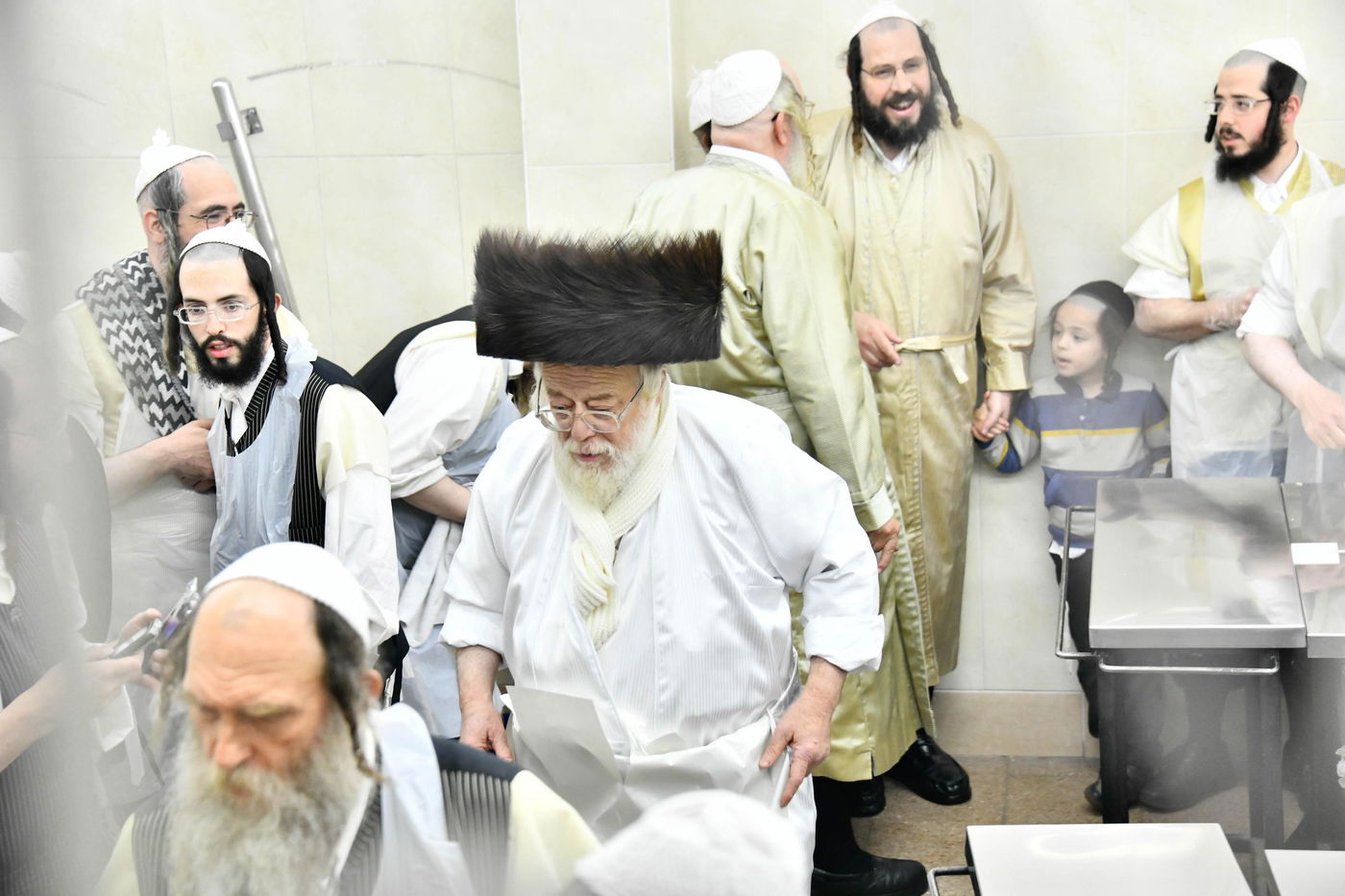 האדמו"ר מתולדות אהרן באפיית מצות מצווה