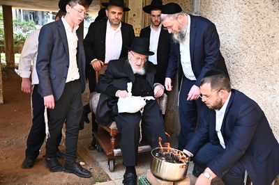 הגרמ"צ ברגמן בשריפת חמץ