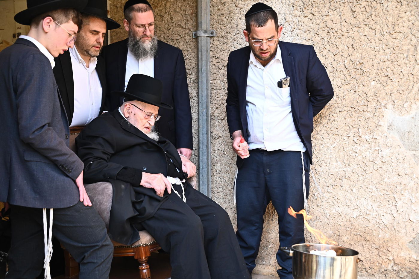 הגרמ"צ ברגמן בשריפת חמץ