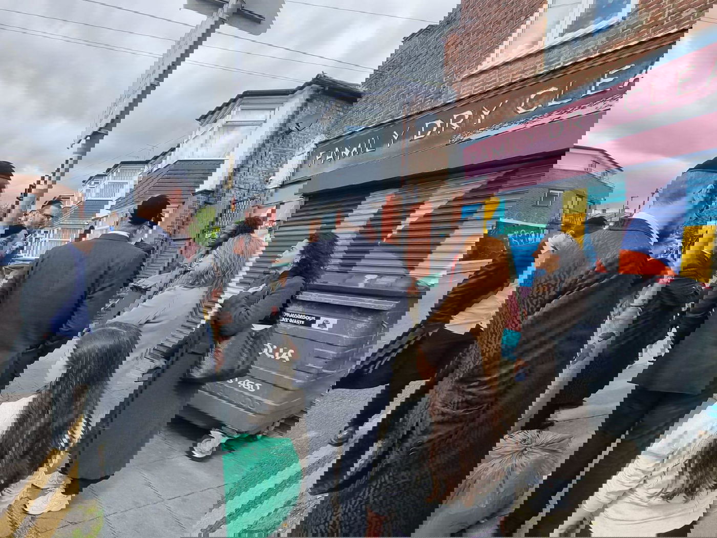 פגישת העסקנים בלונדון עם נציגי העירייה - חול המועד פסח