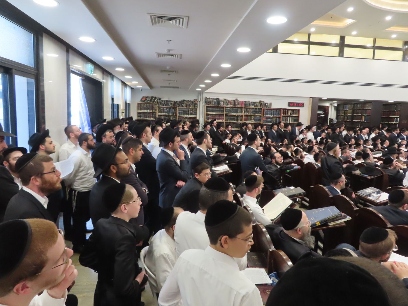 הגר"ש אלתר בשיעור חוה"מ פסח באחיסמך