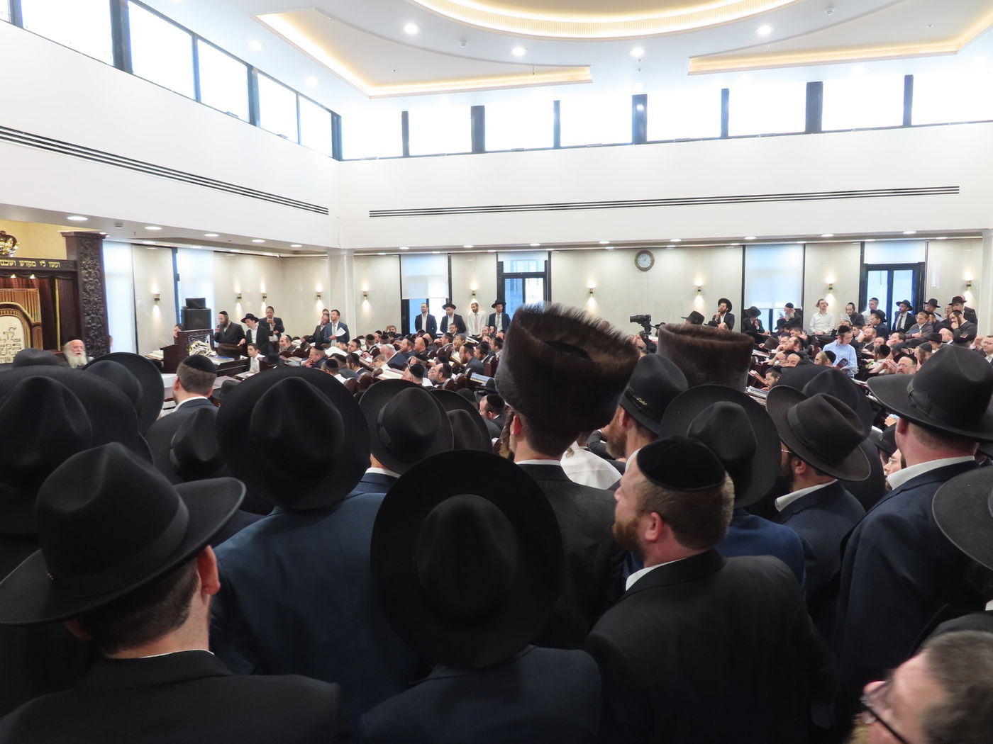 הגר"ש אלתר בשיעור חוה"מ פסח באחיסמך