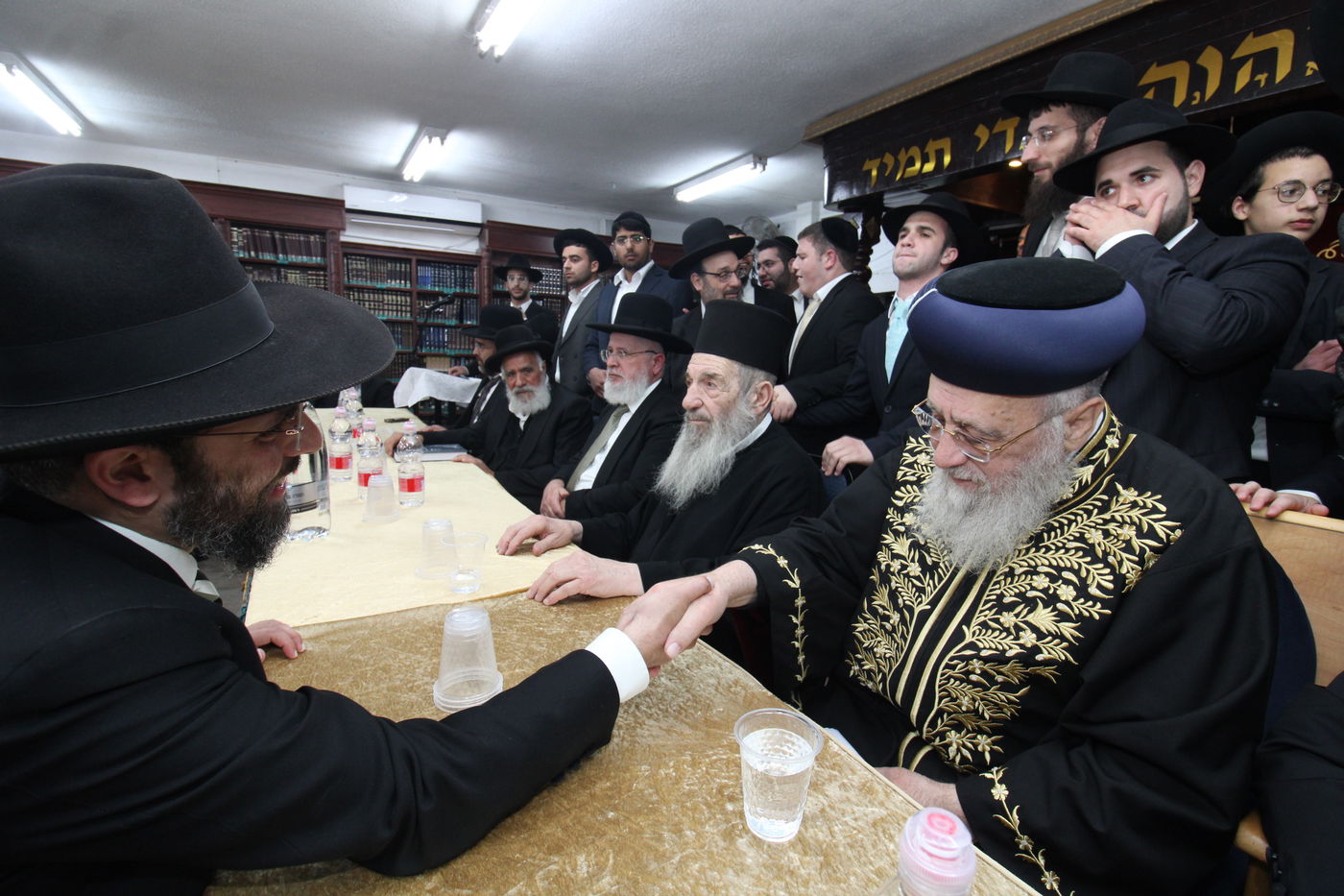 מעמד 'הקבלת פני רבו' לכבוד הראשל"צ הגאון רבי יצחק יוסף 