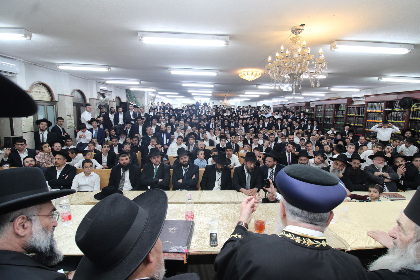 מעמד 'הקבלת פני רבו' לכבוד הראשל"צ הגאון רבי יצחק יוסף 