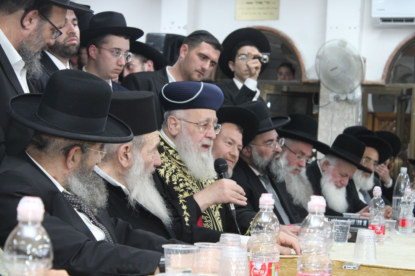 מעמד 'הקבלת פני רבו' לכבוד הראשל"צ הגאון רבי יצחק יוסף 