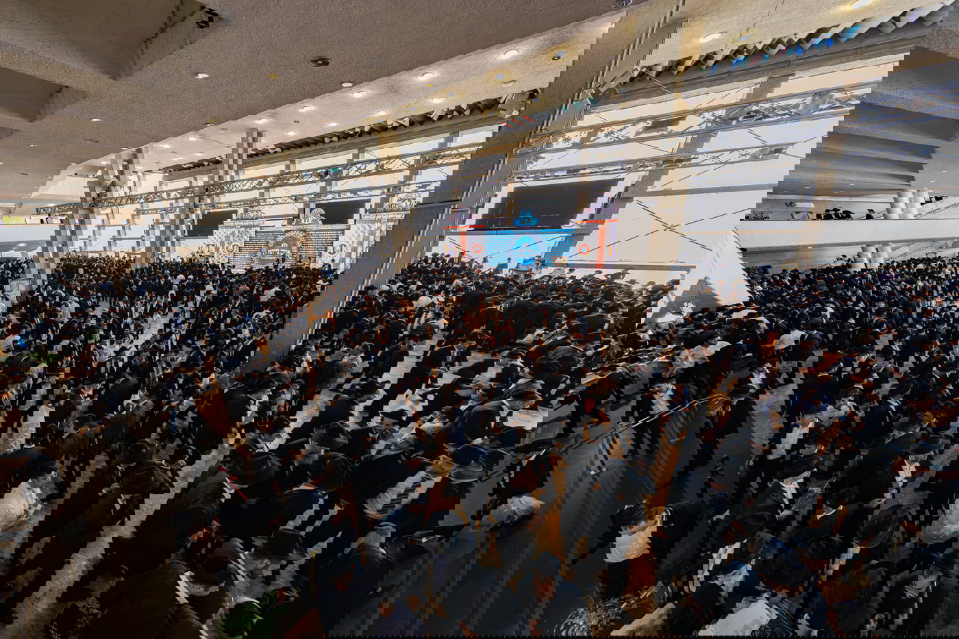 אלפי אברכים מהעדה הבוכרית התכנסו למעמד היסטורי | תיעוד ענק