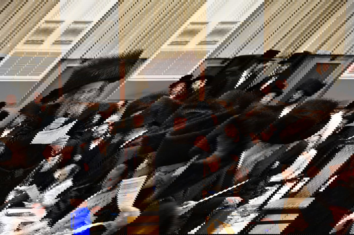 הרה"צ רבי אלימלך בידרמן בחול המועד פסח באשדוד