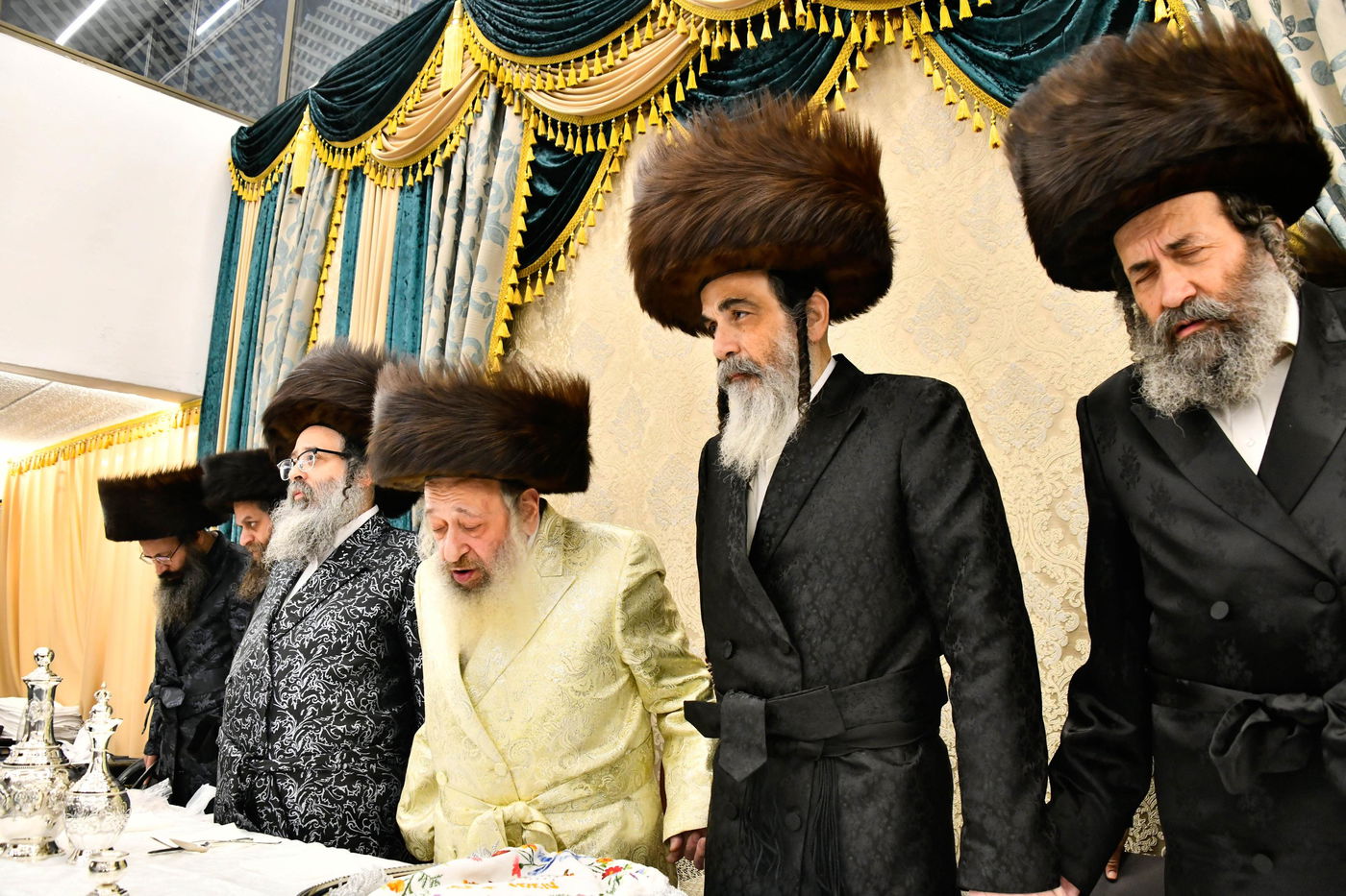 האדמו"ר מדעעש בטיש חוה"מ פסח