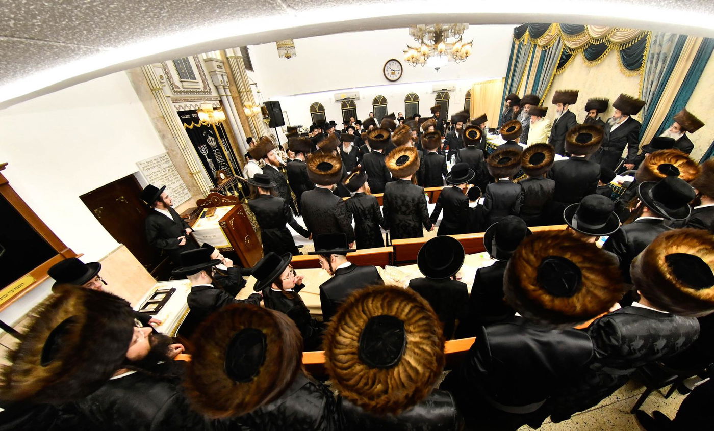 האדמו"ר מדעעש בטיש חוה"מ פסח