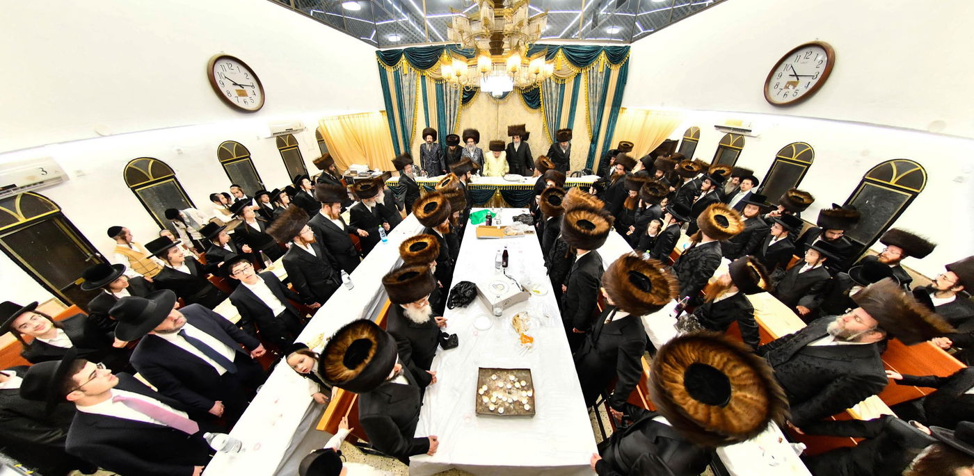 האדמו"ר מדעעש בטיש חוה"מ פסח