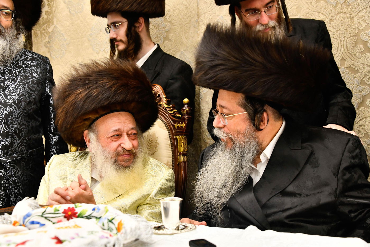 האדמו"ר מדעעש בטיש חוה"מ פסח