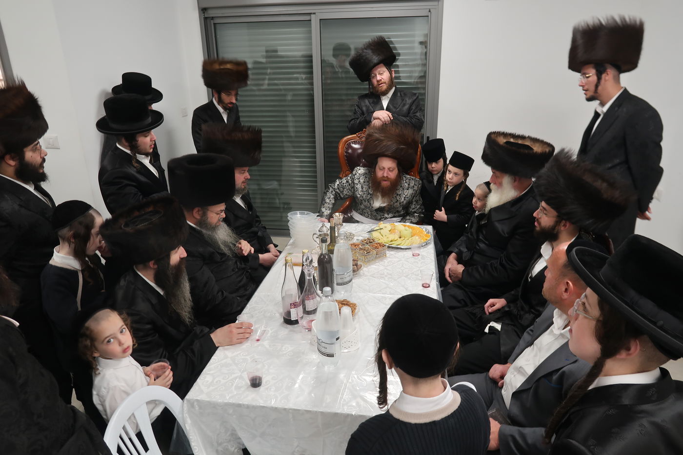 האדמו"ר ממיאלען בברכת האילנות