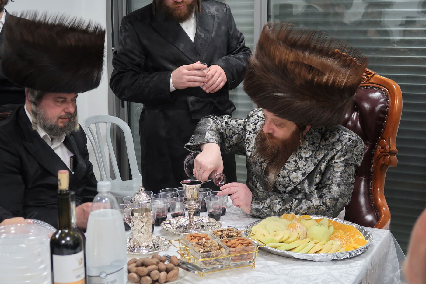 האדמו"ר ממיאלען בברכת האילנות