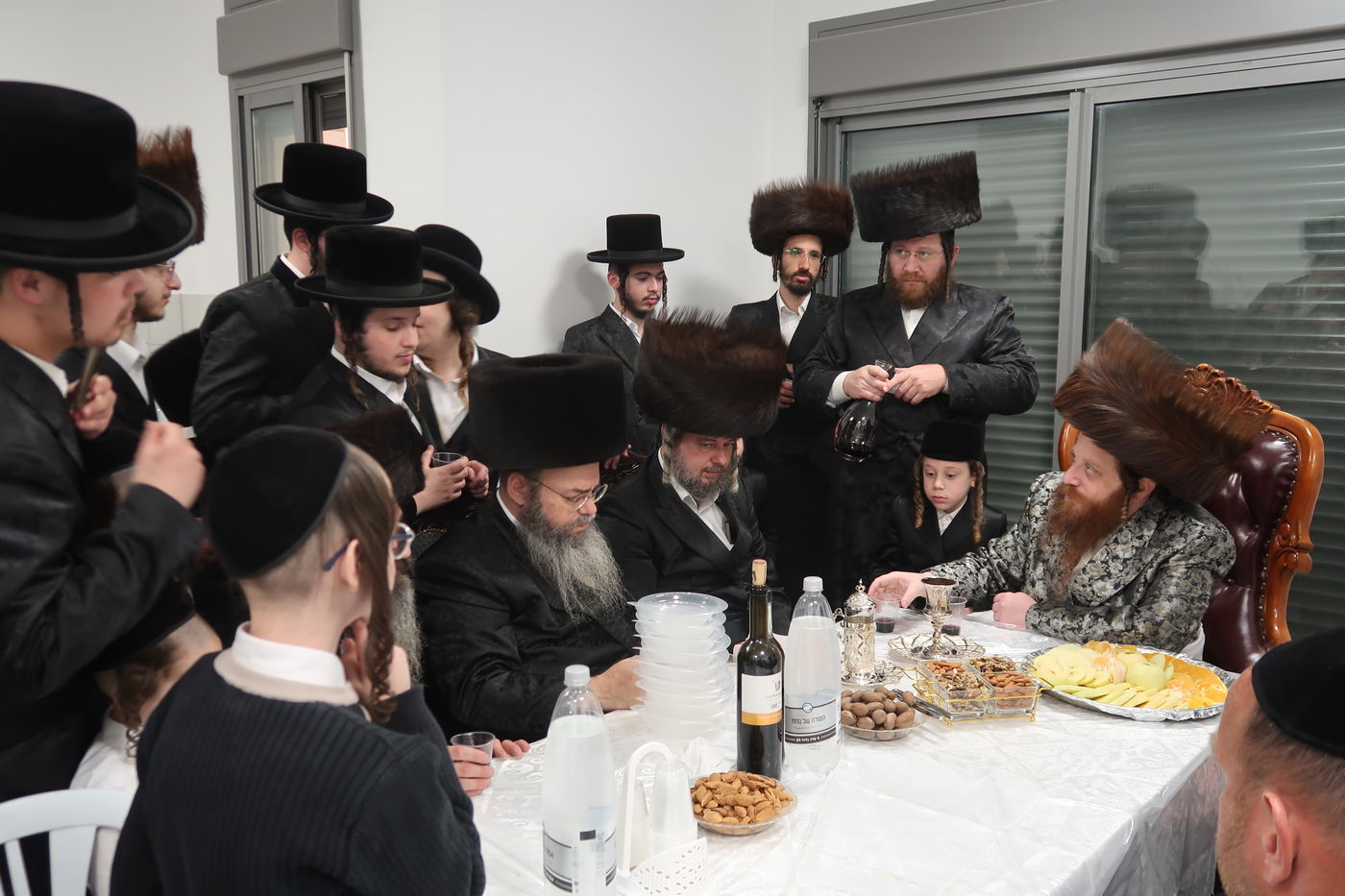 האדמו"ר ממיאלען בברכת האילנות