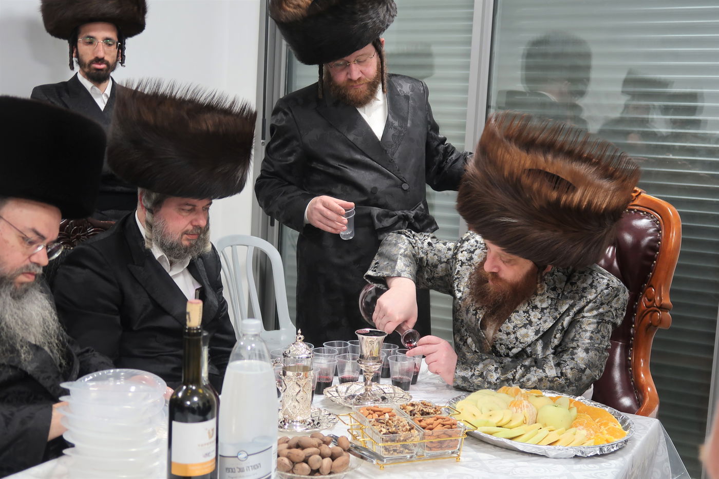 האדמו"ר ממיאלען בברכת האילנות