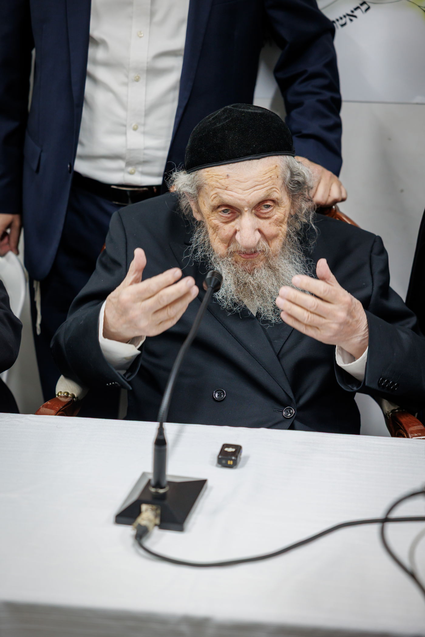 מעמד "ריתחא דאורייתא" והקבלת פני רבו במעונו של הגר"ד לנדו