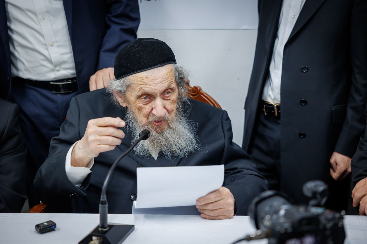 מעמד "ריתחא דאורייתא" והקבלת פני רבו במעונו של הגר"ד לנדו - בשנה שעברה