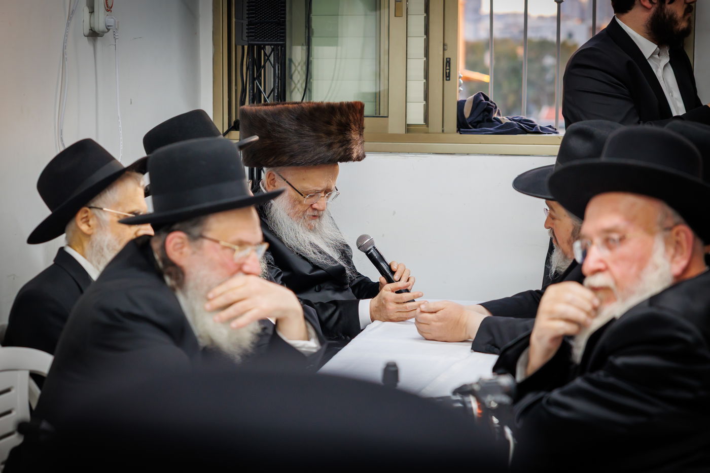 מעמד "ריתחא דאורייתא" והקבלת פני רבו במעונו של הגר"ד לנדו