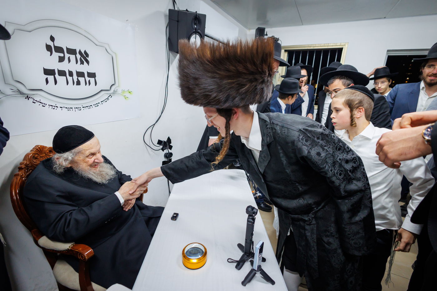 מעמד "ריתחא דאורייתא" והקבלת פני רבו במעונו של הגר"ד לנדו