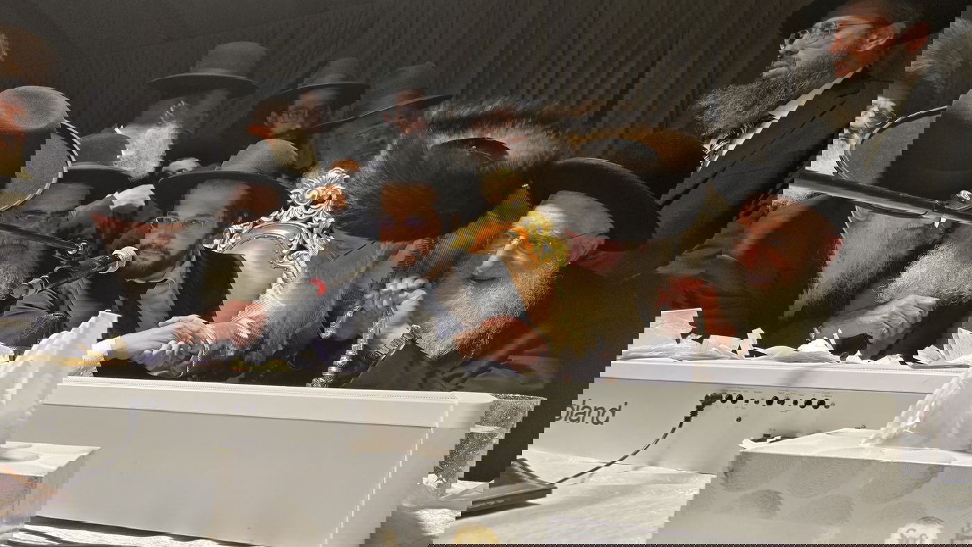 מעמד הקבלת פני רבו אצל הגאון הינוקא רבי שלמה יהודה בארי