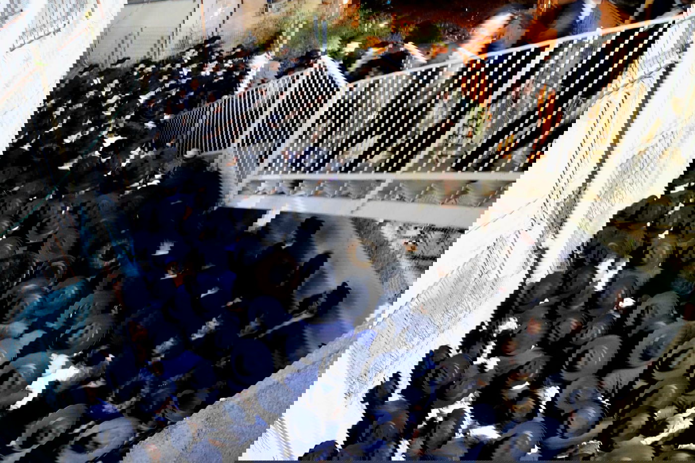 הקבלת פני רבו אצל הגאון רבי דב לנדו