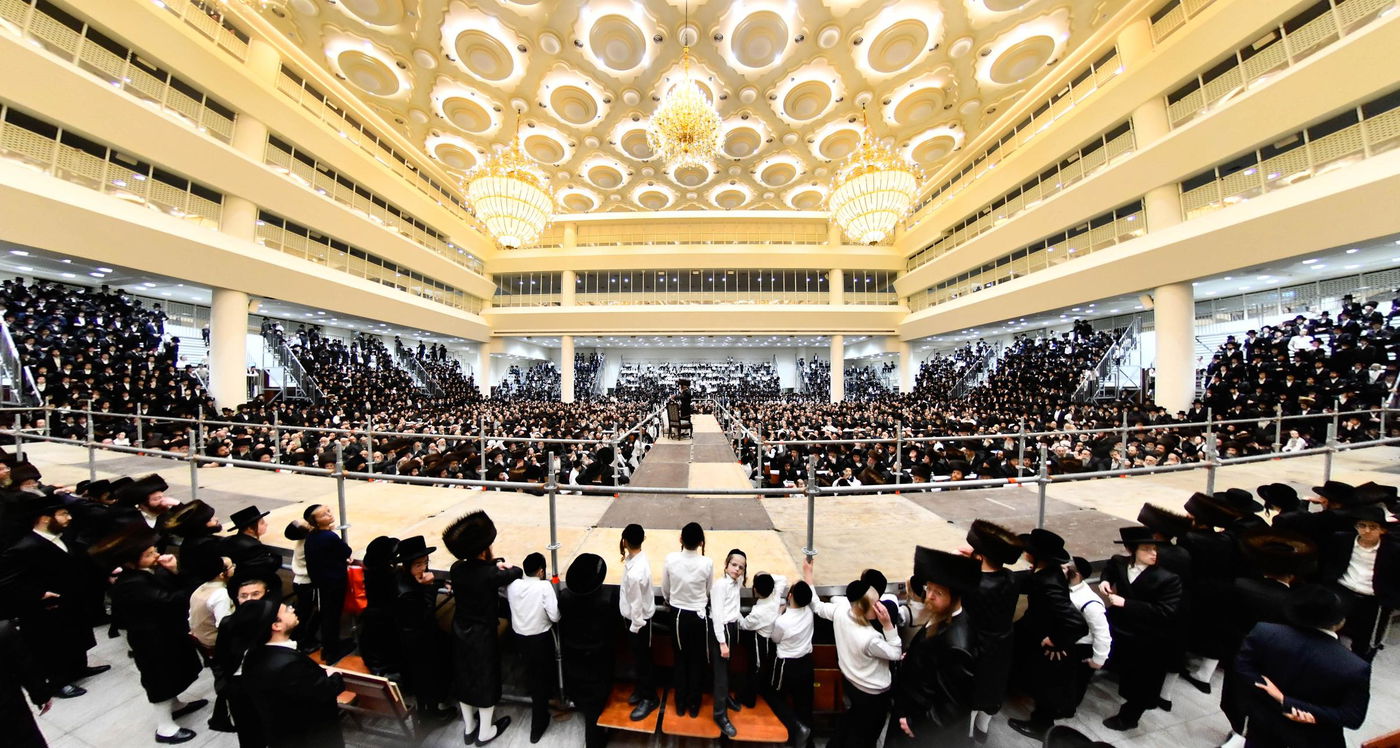 הרה"צ רבי אלימלך בידרמן במעמד לקראת שביעי של פסח