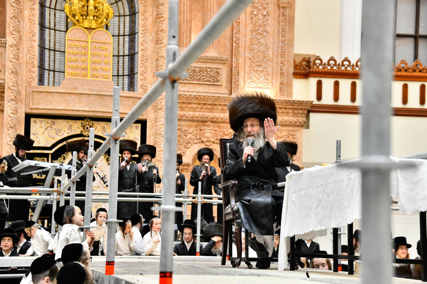 הרה"צ רבי אלימלך בידרמן במעמד לקראת שביעי של פסח