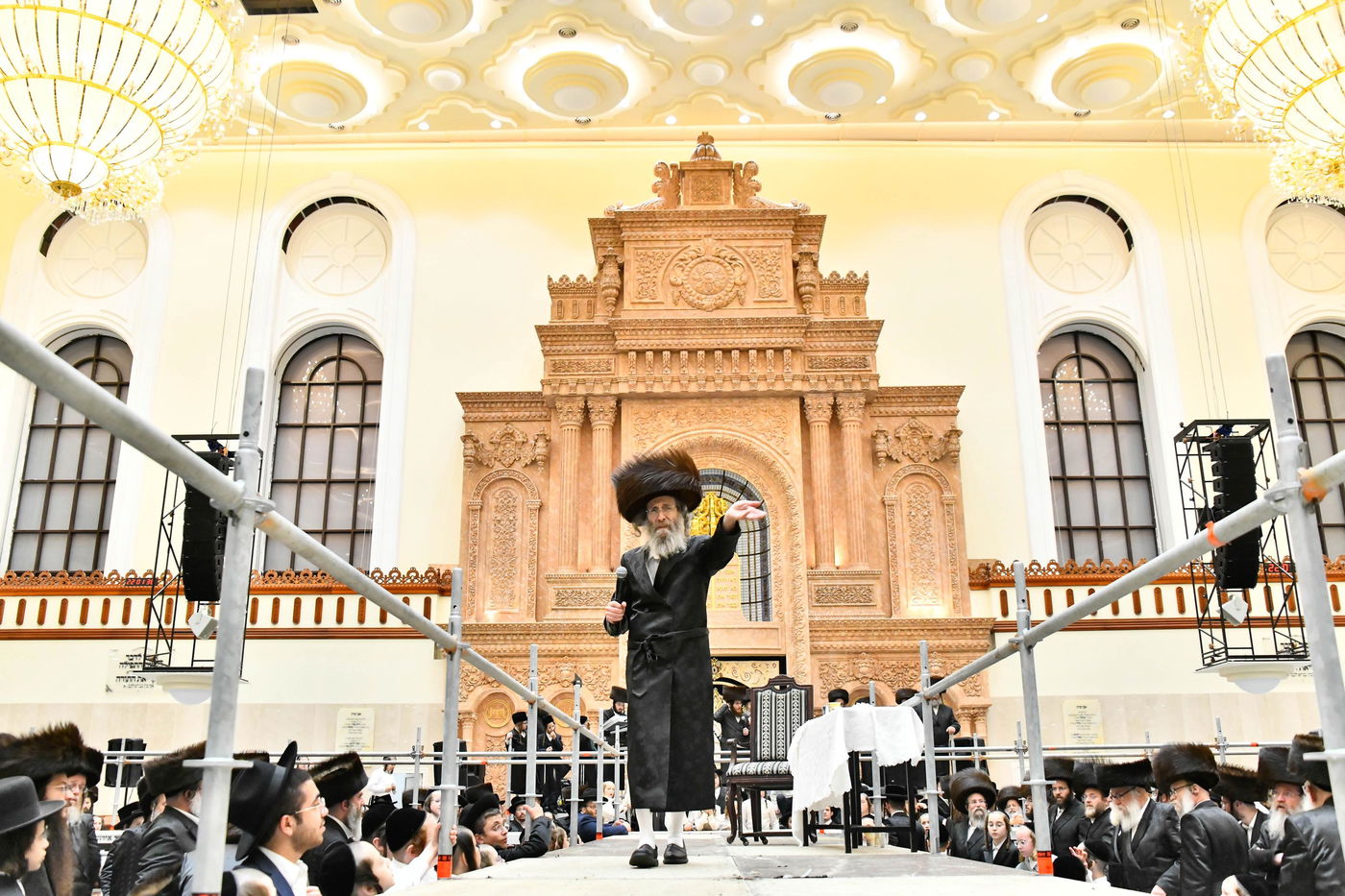 הרה"צ רבי אלימלך בידרמן במעמד לקראת שביעי של פסח