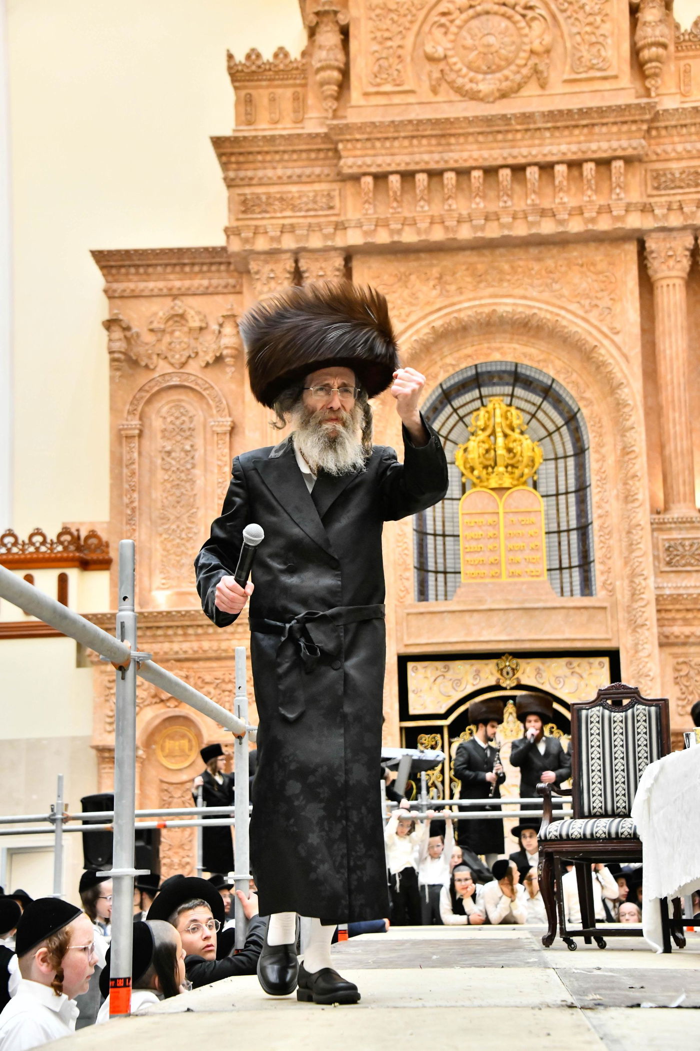 הרה"צ רבי אלימלך בידרמן במעמד לקראת שביעי של פסח