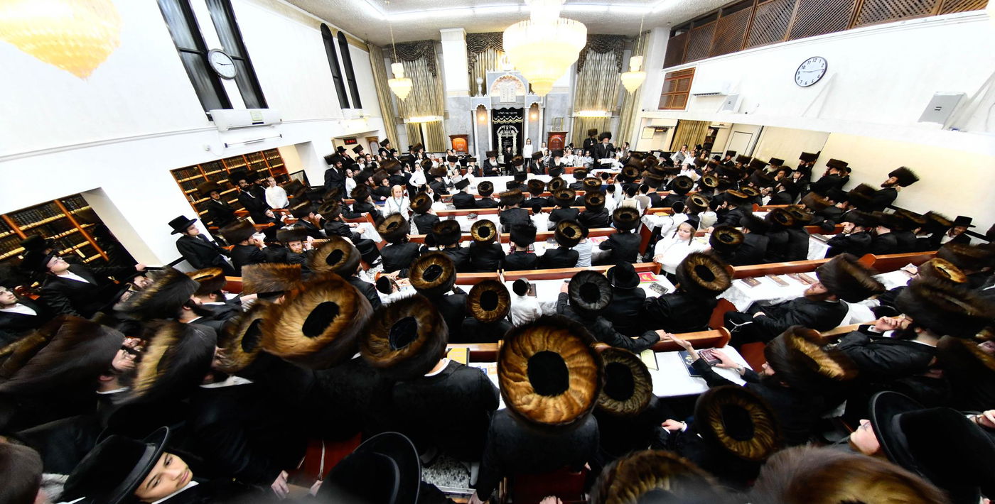 מעמד הכתרת הרה"ג ר' רפאל פרץ דושינסקיא לדומ"ץ החסידות בב"ב