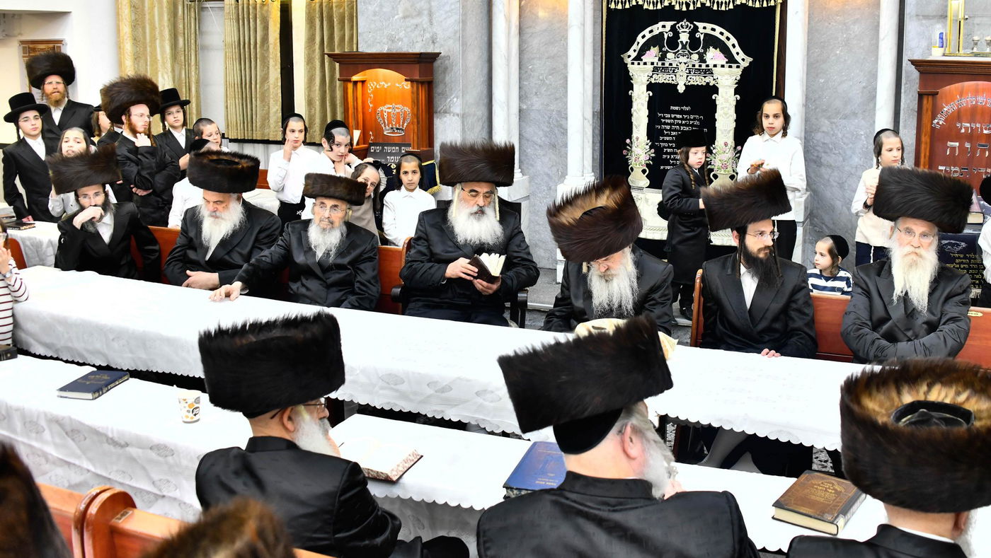 מעמד הכתרת הרה"ג ר' רפאל פרץ דושינסקיא לדומ"ץ החסידות בב"ב