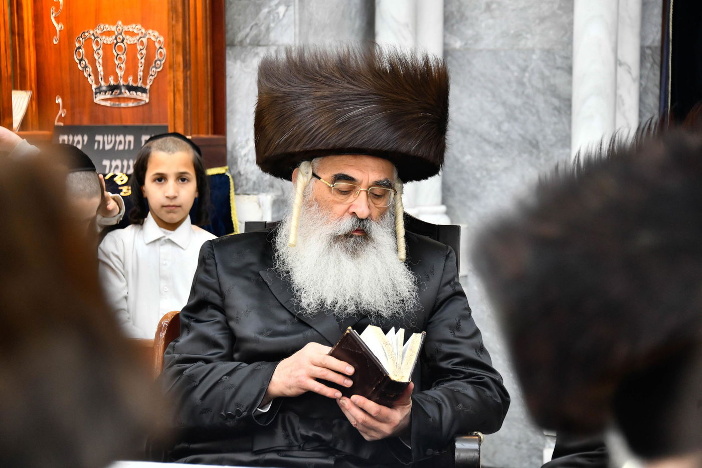 מעמד הכתרת הרה"ג ר' רפאל פרץ דושינסקיא לדומ"ץ החסידות בב"ב