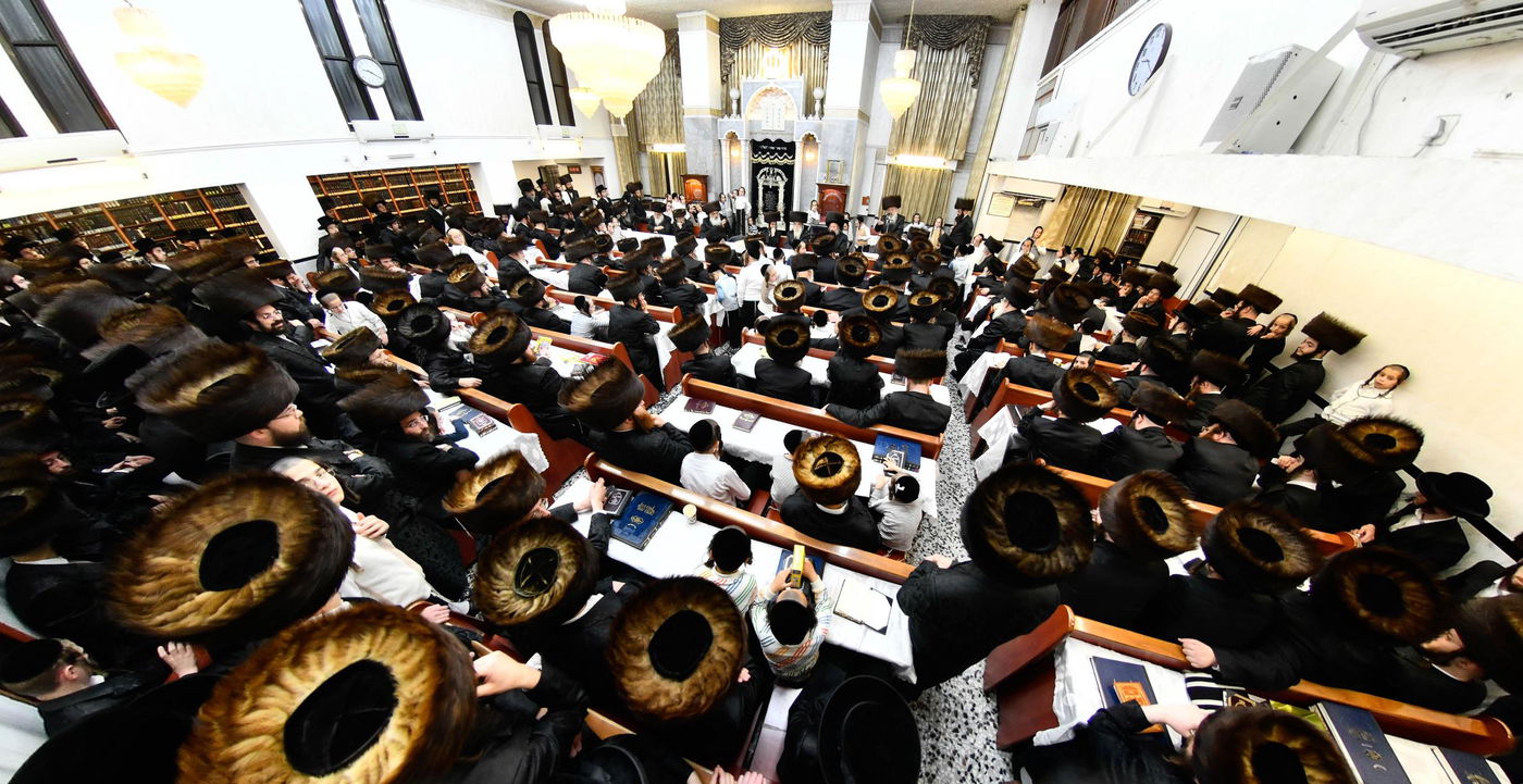 מעמד הכתרת הרה"ג ר' רפאל פרץ דושינסקיא לדומ"ץ החסידות בב"ב