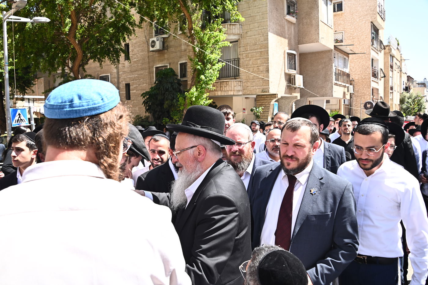 מסע הלויית הגאון רבי מאיר מאזוז זצ"ל